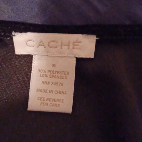 🌺Long black top with velvet like fabric and sparkles - Picture 8 of 8